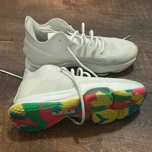 Nike LeBron Witness 4 White Multi Camo Volleyball/Basketball Court Shoes